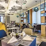 Luxury Private At Barcelo Complex アパート