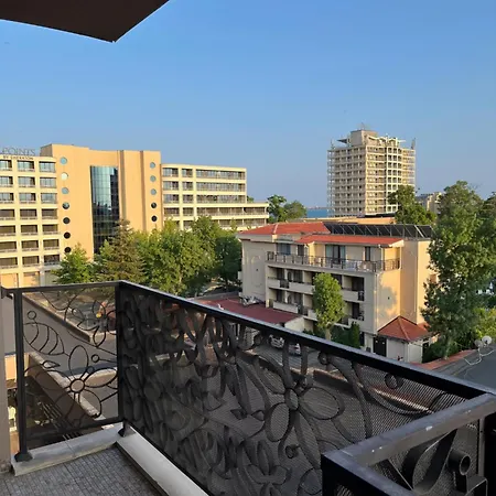 Luxury Private At Barcelo Complex סאני ביץ'