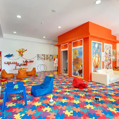 Luxury Private At Barcelo Complex